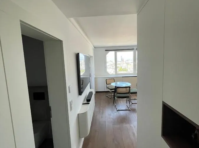 Luxus Mit Skyline View. Apartamento