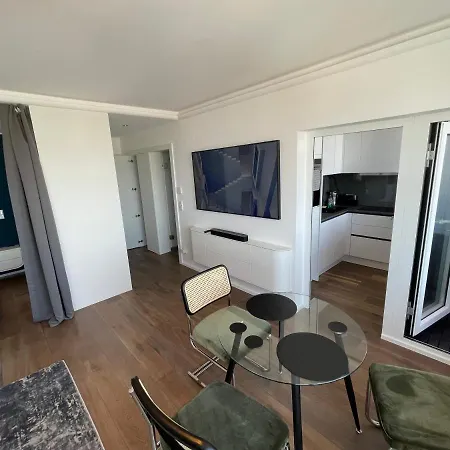 Luxus Mit Skyline View. Apartment